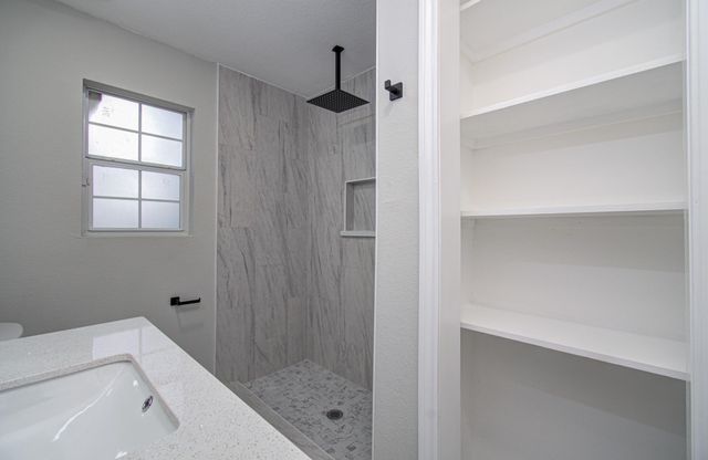 13221 Candlewick Street, Houston, TX 77015