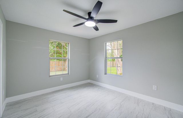 13221 Candlewick Street, Houston, TX 77015