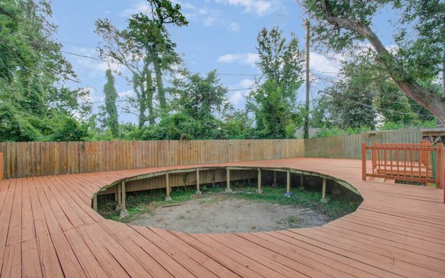 13221 Candlewick Street, Houston, TX 77015
