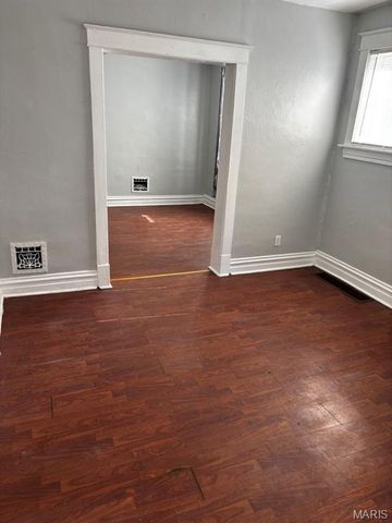 6531 CHAMBERLAIN AVE Avenue, University City, MO 63130
