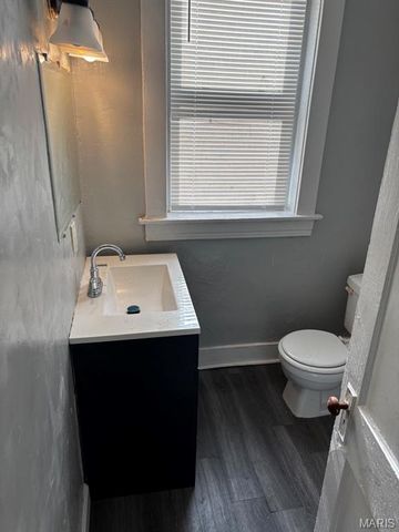 6531 CHAMBERLAIN AVE Avenue, University City, MO 63130