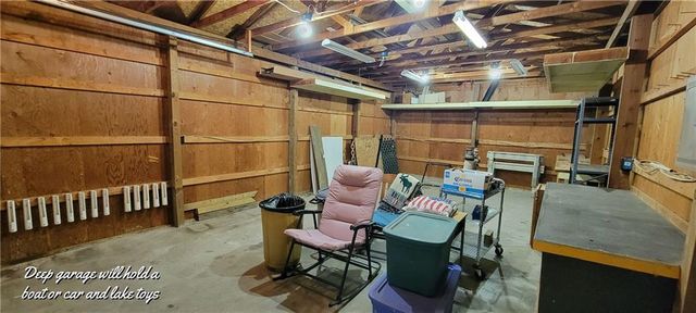 18594 Mimosa Circle, Warsaw, MO 65355