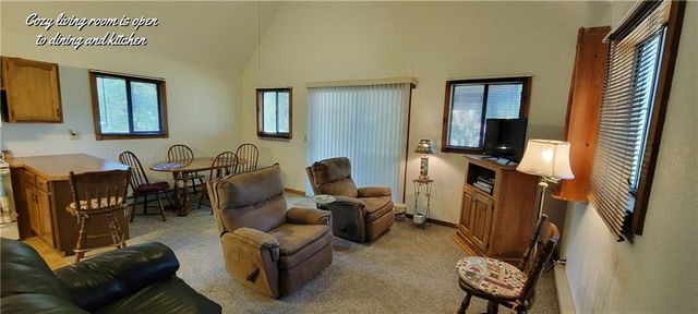 18594 Mimosa Circle, Warsaw, MO 65355