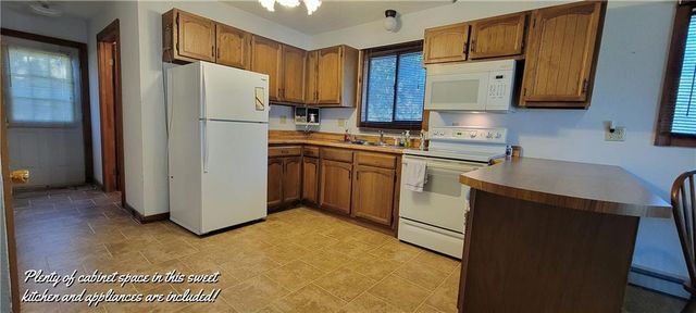 18594 Mimosa Circle, Warsaw, MO 65355