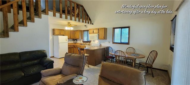 18594 Mimosa Circle, Warsaw, MO 65355