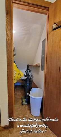 18594 Mimosa Circle, Warsaw, MO 65355