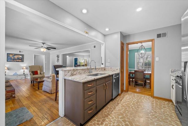 5457 QUINCE RD, Memphis, TN 38119