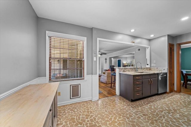 5457 QUINCE RD, Memphis, TN 38119