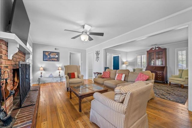 5457 QUINCE RD, Memphis, TN 38119