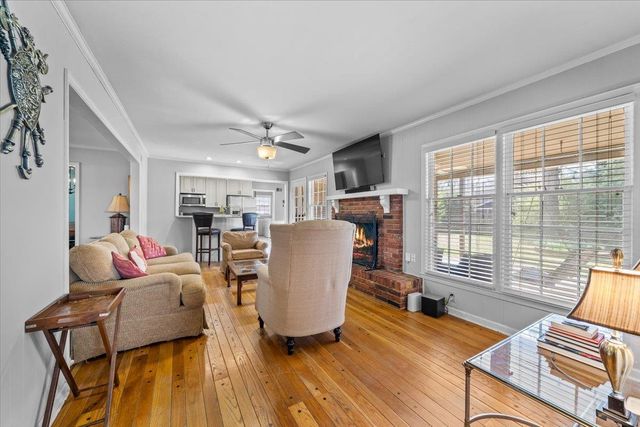 5457 QUINCE RD, Memphis, TN 38119