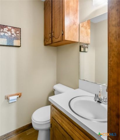 1001 E Airline Road, Victoria, TX 77901