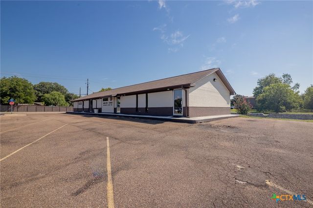1001 E Airline Road, Victoria, TX 77901
