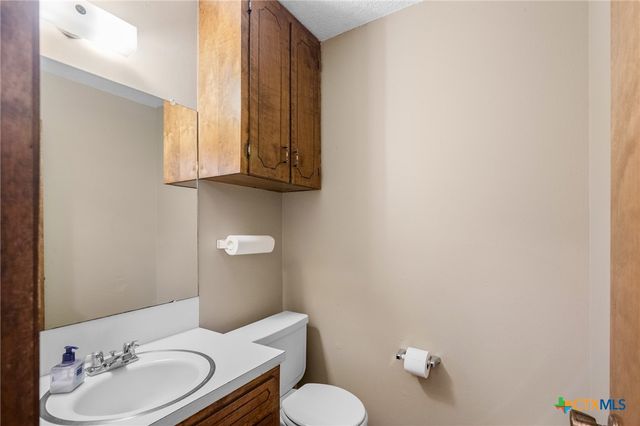 1001 E Airline Road, Victoria, TX 77901