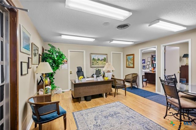 1001 E Airline Road, Victoria, TX 77901