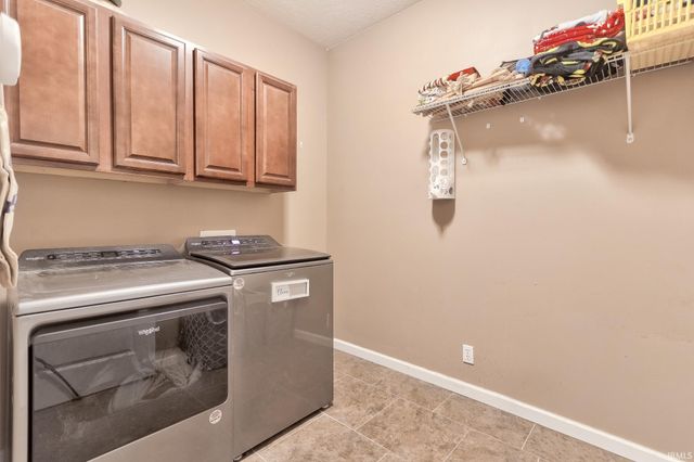3630 Arbor Creek Drive, Newburgh, IN 47630