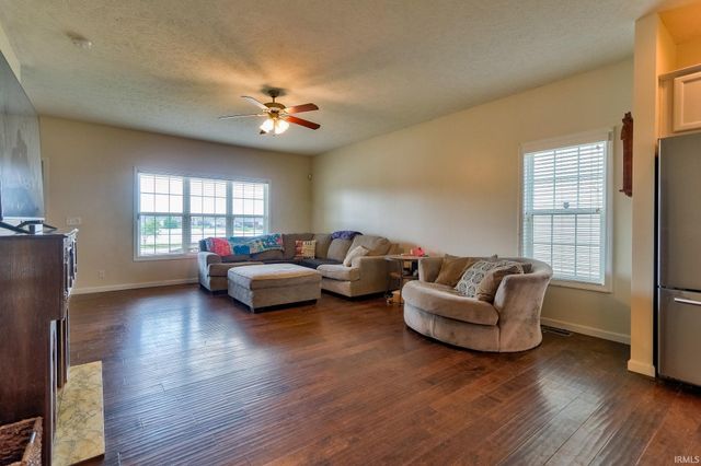 3630 Arbor Creek Drive, Newburgh, IN 47630