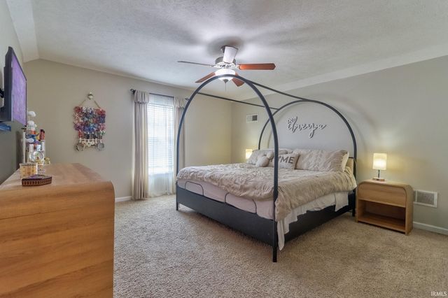 3630 Arbor Creek Drive, Newburgh, IN 47630