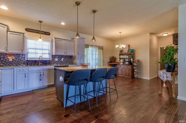 3630 Arbor Creek Drive, Newburgh, IN 47630