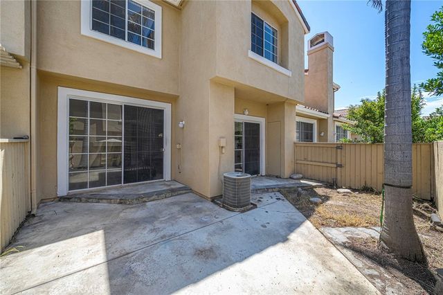 2413 Mira Monte Court, Tustin, CA 92782