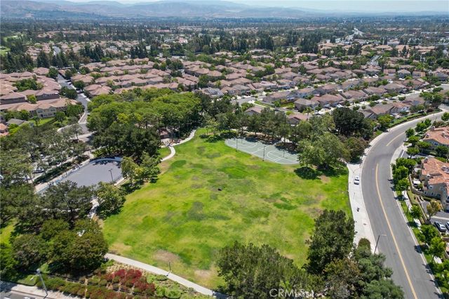 2413 Mira Monte Court, Tustin, CA 92782