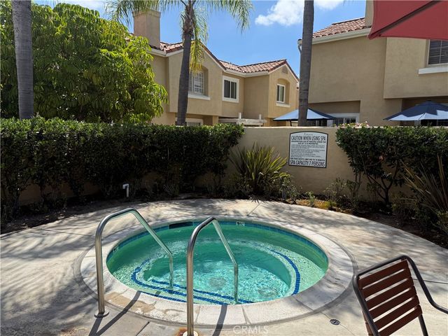 2413 Mira Monte Court, Tustin, CA 92782