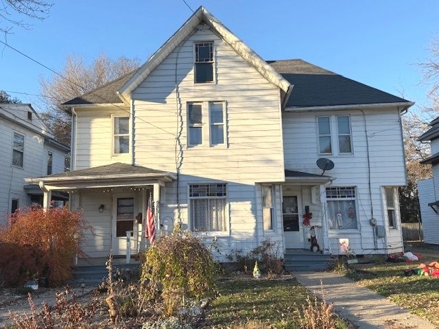 719 W 2nd Street, Dixon, IL 61021