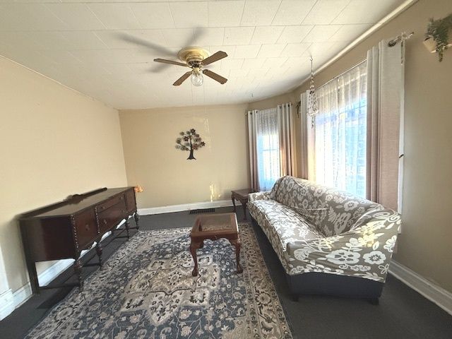 719 W 2nd Street, Dixon, IL 61021