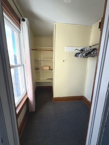 719 W 2nd Street, Dixon, IL 61021