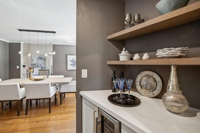 892 Saint Joseph Avenue, Los Altos, CA 94024