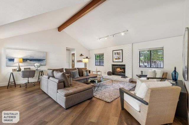 892 Saint Joseph Avenue, Los Altos, CA 94024