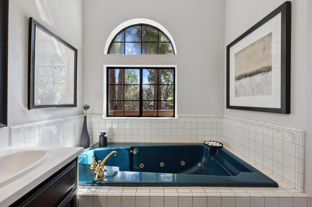 892 Saint Joseph Avenue, Los Altos, CA 94024