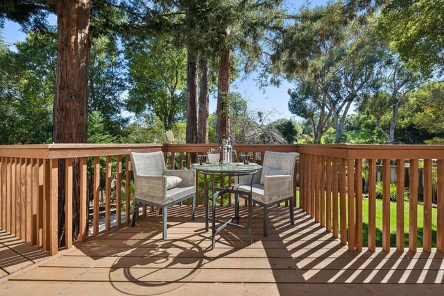 892 Saint Joseph Avenue, Los Altos, CA 94024