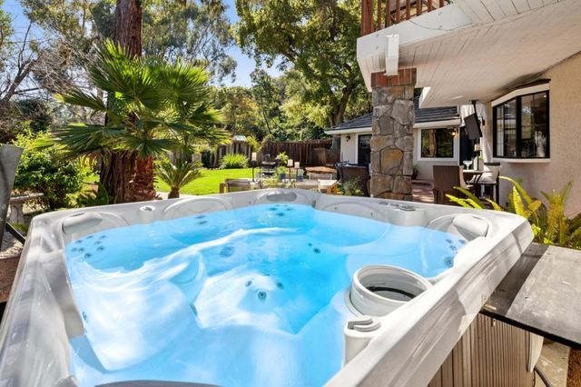 892 Saint Joseph Avenue, Los Altos, CA 94024