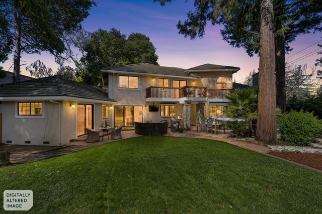 892 Saint Joseph Avenue, Los Altos, CA 94024