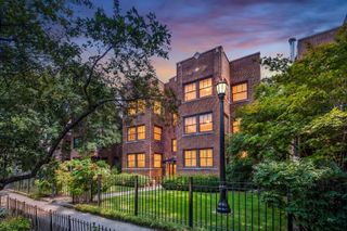 4421 N BEACON Street 1S, Chicago, IL 60640