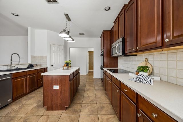 2504 Heather Glen Drive, Plano, TX 75025