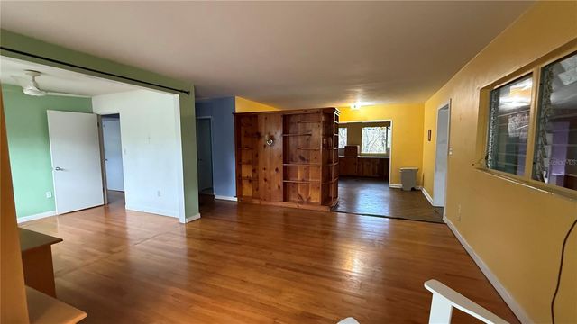 2633 E COMPTON STREET, Orlando, FL 32806