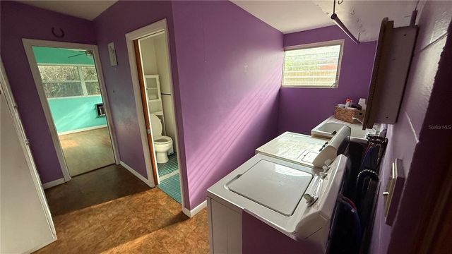 2633 E COMPTON STREET, Orlando, FL 32806