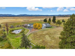 54472 SMOCK Rd, Tygh Valley, OR 97063