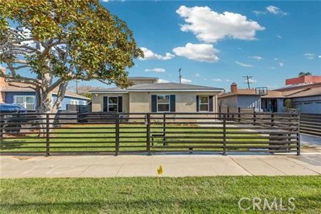 Image 1 of property listing at 4248 Mclaughlin Avenue, Los Angeles, CA 90066