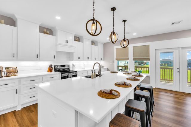 4419 Ranger Drive, Port Bolivar, TX 77650