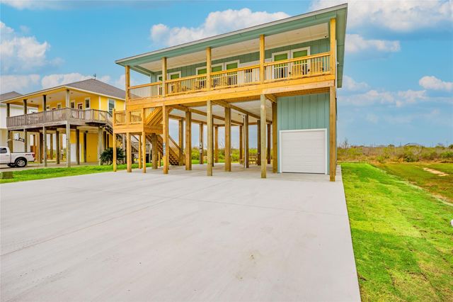 4419 Ranger Drive, Port Bolivar, TX 77650