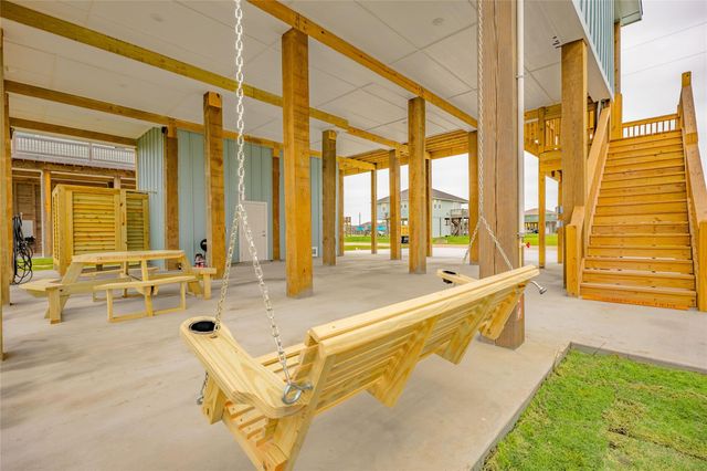 4419 Ranger Drive, Port Bolivar, TX 77650