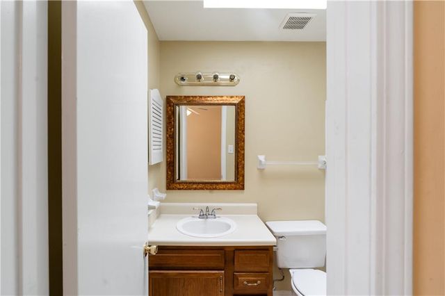 5900 Grelot Road 402, Mobile, AL 36609