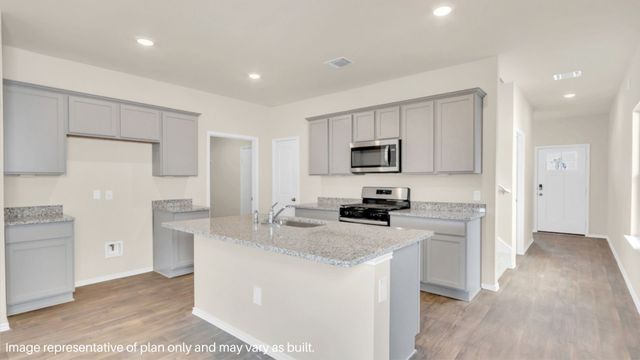 2108 Chantilly Lane, Arlington, TX 76015