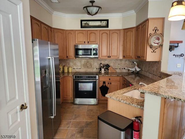 4 Maple Cres 11, Vernon Twp., NJ 07462