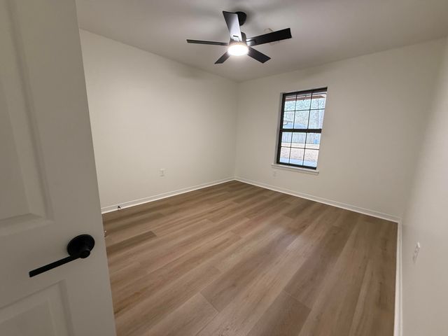 3002 Raphael Dr., Hattiesburg, MS 39402