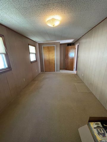 2526 Raymond Avenue, Fort Wayne, IN 46803