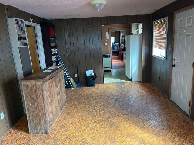 2526 Raymond Avenue, Fort Wayne, IN 46803