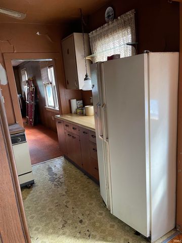 2526 Raymond Avenue, Fort Wayne, IN 46803